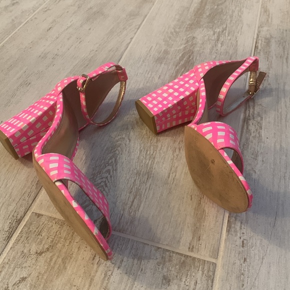 Lilly Pulitzer Amber Lynn Sandals size 9 in pink Tropics - Picture 7 of 13